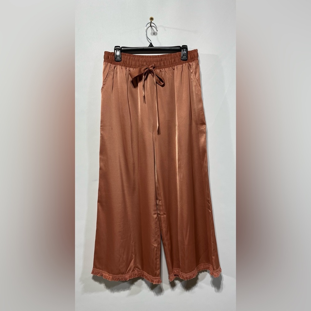 Three Birds Nest Wide-Leg Crop Pants Front Pockets Size Large Inseam 24.5” - Picture 2 of 8